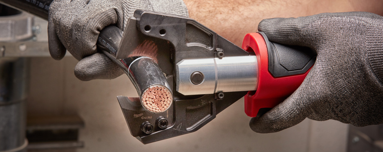 Force Logic Gerät von Milwaukee macht die Arbeit